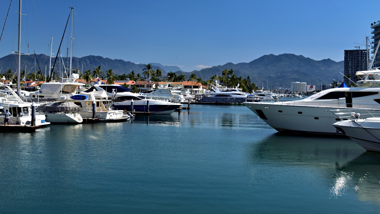 Yate en Puerto Vallarta